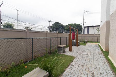 Apartamento para alugar com 814m², 2 quartos e sem vagaÁrea comum 