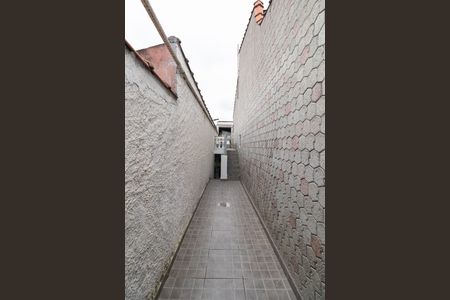 Casa à venda com 138m², 3 quartos e 2 vagas Casa à venda com 138m², 3 quartos e 2 vagasCorredor