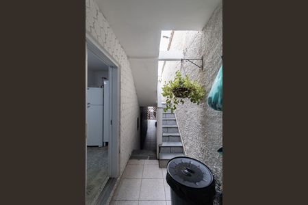 Casa à venda com 138m², 3 quartos e 2 vagas Casa à venda com 138m², 3 quartos e 2 vagasCorredor