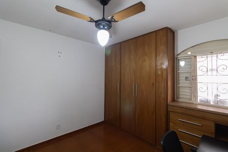 Casa à venda com 138m², 3 quartos e 2 vagas Casa à venda com 138m², 3 quartos e 2 vagasQuarto