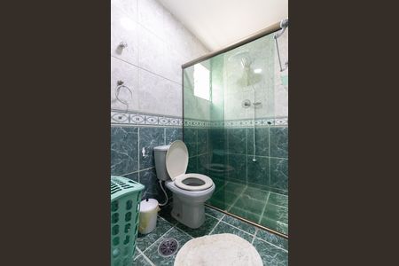 Casa à venda com 138m², 3 quartos e 2 vagas Casa à venda com 138m², 3 quartos e 2 vagasBanheiro