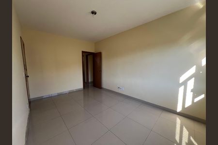 Apartamento para alugar com 120m², 3 quartos e sem vaga Apartamento para alugar com 120m², 3 quartos e sem vagaSala