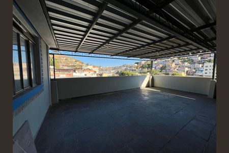 Apartamento para alugar com 120m², 3 quartos e sem vaga Apartamento para alugar com 120m², 3 quartos e sem vagaTerraço