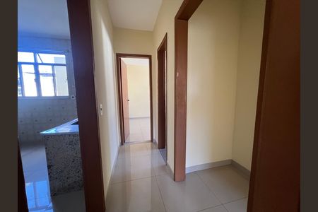 Apartamento para alugar com 120m², 3 quartos e sem vaga Apartamento para alugar com 120m², 3 quartos e sem vagaCorredor