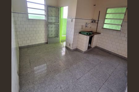 Casa de Condomínio para alugar com 2 quartos, 100m² em Cascadura, Rio de Janeiro