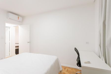 Apartamento à venda com 83m², 1 quarto e sem vaga Apartamento à venda com 83m², 1 quarto e sem vagaQuarto
