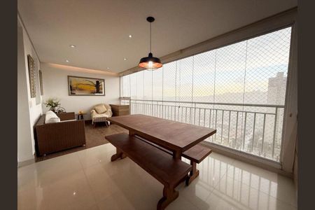 Apartamento à venda com 114m², 3 quartos e 2 vagas