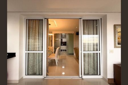 Apartamento à venda com 114m², 3 quartos e 2 vagas