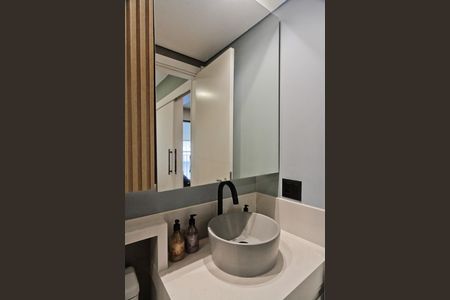 Banheiro de apartamento para alugar com 1 quarto, 28m² em Casa Verde, São Paulo