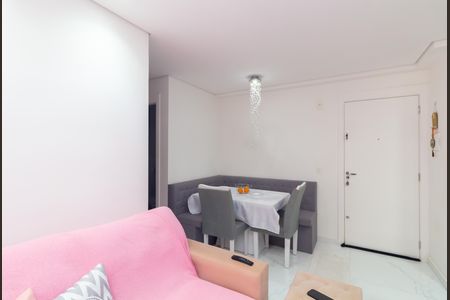 Sala de apartamento para alugar com 2 quartos, 43m² em Vila Carmosina, São Paulo