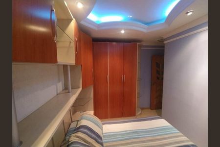 Apartamento à venda com 72m², 2 quartos e 1 vaga