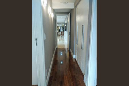 Apartamento à venda com 182m², 3 quartos e 3 vagas