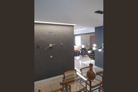 Apartamento à venda com 182m², 3 quartos e 3 vagas