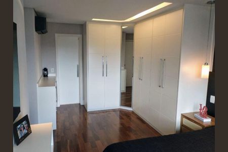 Apartamento à venda com 182m², 3 quartos e 3 vagas