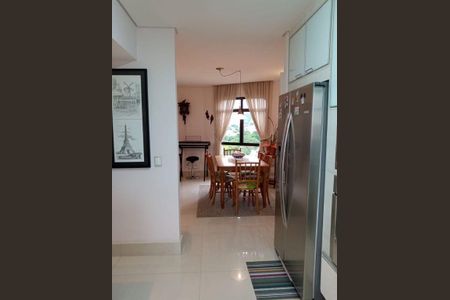 Apartamento à venda com 200m², 3 quartos e 4 vagas
