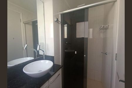 Apartamento à venda com 64m², 2 quartos e 1 vaga