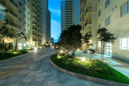 Apartamento à venda com 60m², 2 quartos e 1 vaga