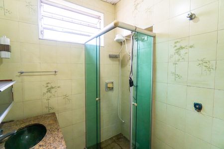 Casa para alugar com 120m², 3 quartos e 2 vagas Casa para alugar com 120m², 3 quartos e 2 vagasBanheiro Social