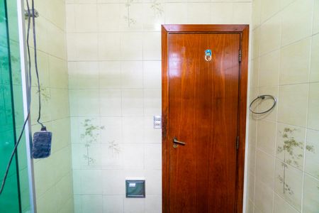 Casa para alugar com 120m², 3 quartos e 2 vagas Casa para alugar com 120m², 3 quartos e 2 vagasBanheiro Social