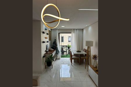 Apartamento à venda com 2 quartos, 60m² em Vila Galvão, Guarulhos