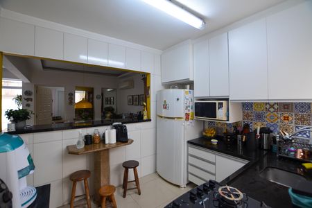 Casa à venda com 125m², 4 quartos e 1 vagaCOZINHA