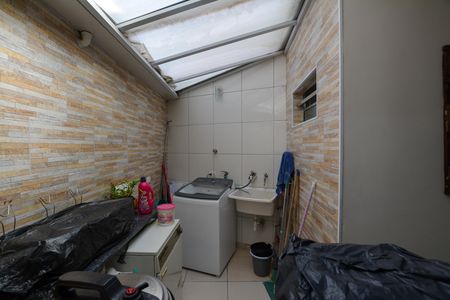Casa à venda com 125m², 4 quartos e 1 vagaAREA DE SERVIÇO