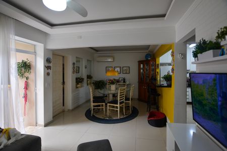 Casa à venda com 125m², 4 quartos e 1 vagaSALA