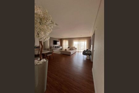 Apartamento à venda com 3 quartos, 162m² em Vila Rosalia, Guarulhos