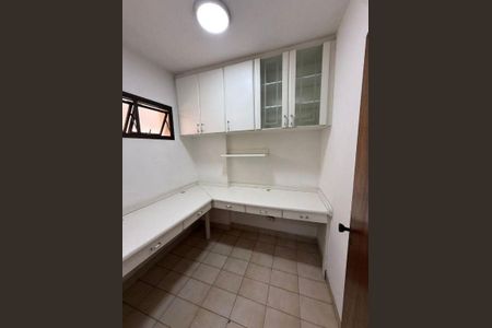 Apartamento à venda com 208m², 3 quartos e 2 vagas