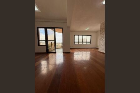 Apartamento à venda com 208m², 3 quartos e 2 vagas