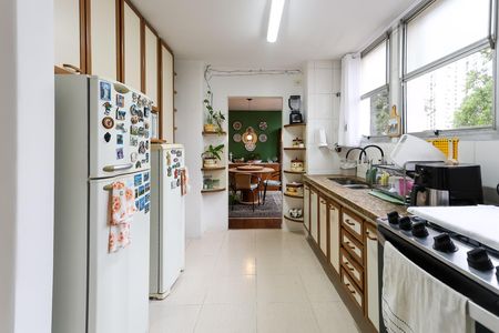Apartamento à venda com 185m², 4 quartos e 3 vagas Apartamento à venda com 185m², 4 quartos e 3 vagascozinha