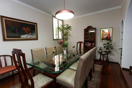 Apartamento à venda com 185m², 4 quartos e 3 vagas Apartamento à venda com 185m², 4 quartos e 3 vagasSala 2