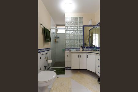 Apartamento à venda com 185m², 4 quartos e 3 vagas Apartamento à venda com 185m², 4 quartos e 3 vagasBanheiro