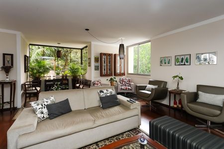 Apartamento à venda com 185m², 4 quartos e 3 vagas Apartamento à venda com 185m², 4 quartos e 3 vagassala