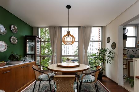 Apartamento à venda com 185m², 4 quartos e 3 vagas Apartamento à venda com 185m², 4 quartos e 3 vagascopa