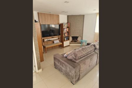 Casa à venda com 4 quartos, 225m² em Tremembé, São Paulo