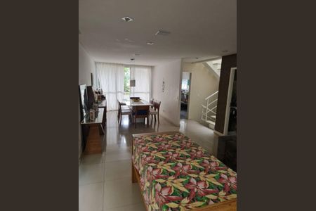 Casa à venda com 4 quartos, 225m² em Tremembé, São Paulo