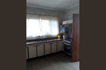 Casa à venda com 350m², 3 quartos e 3 vagas