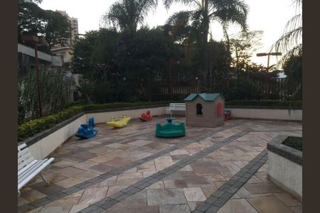 Apartamento à venda com 159m², 4 quartos e 3 vagas