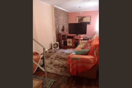 Casa à venda com 3 quartos, 138m² em Guapira, São Paulo