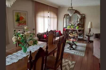 Casa à venda com 3 quartos, 300m² em Vila Galvão, Guarulhos