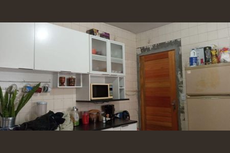 Casa à venda com 135m², 2 quartos e 2 vagas