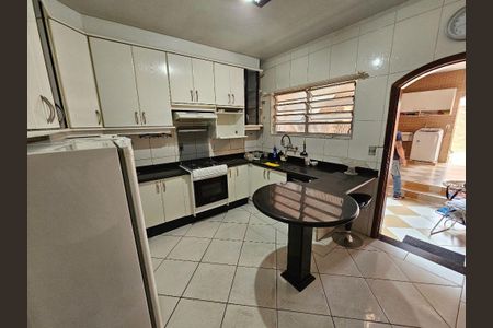 Casa à venda com 350m², 5 quartos e 2 vagas
