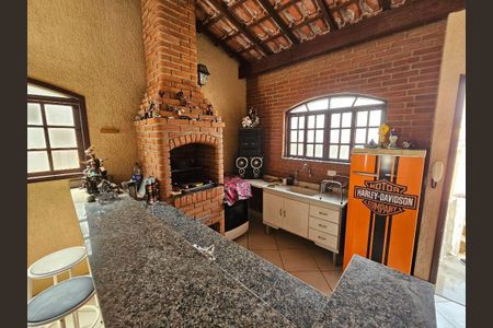 Casa à venda com 350m², 5 quartos e 2 vagas