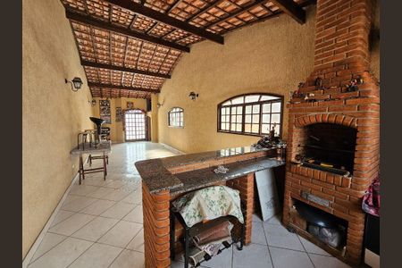 Casa à venda com 350m², 5 quartos e 2 vagas