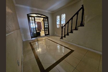 Casa à venda com 350m², 5 quartos e 2 vagas
