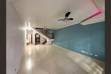 Casa à venda com 3 quartos, 108m² em Vila Galvão, Guarulhos