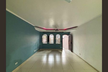 Casa à venda com 3 quartos, 108m² em Vila Galvão, Guarulhos