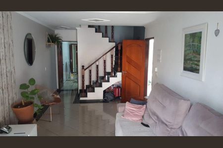 Casa à venda com 4 quartos, 192m² em Vila Rosalia, Guarulhos