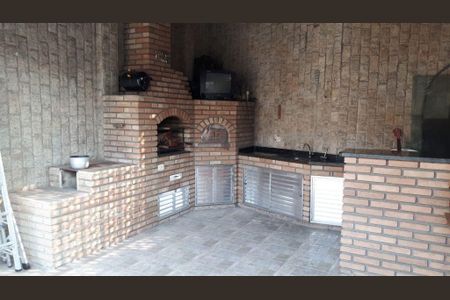Casa à venda com 4 quartos, 192m² em Vila Rosalia, Guarulhos